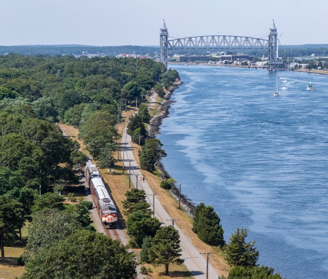 Cape Cod Central Bourne Bridge. Photo by Doug Scott